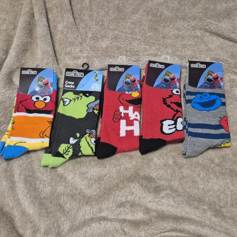 Sesame Street Crew Socks 5 Pair Bundle Elmo Cookie Monster Oscar Mens Size 10-13